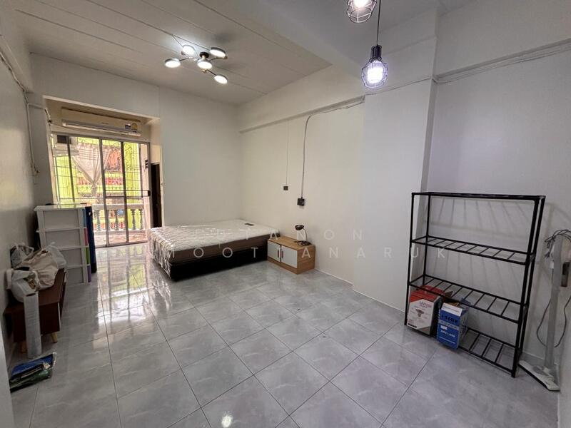 ขาย - Phonthaweewat Condotown Petchkasem : พรทวีวัฒน์คอนโดทาวน์ เพชรเกษม, กรุงเทพ