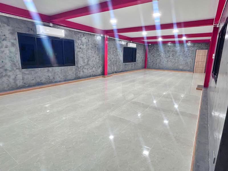 For Rent - Premium 460 sqm. Warehouse for Rent/Sale: Luxury Design, Full A/C,, Pathum Thani