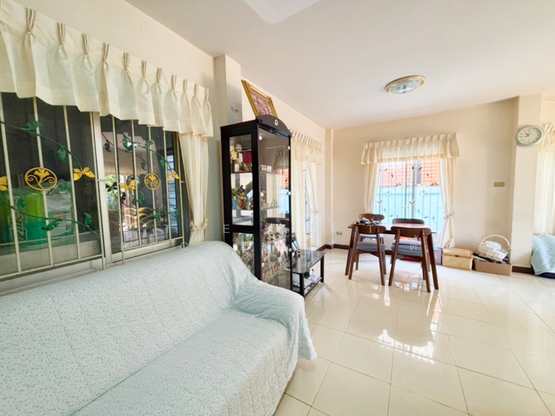 แกรนด์ชลเลคแอนด์การ์เด้น, Chon Buri (Pattaya), Nong Ri, Muang Chon Buri, Chon Buri (Pattaya), 4 Bedrooms, 100 sqm, Single Detached House For Sale, by The Best Property เต้, 500123221 - DDproperty.com