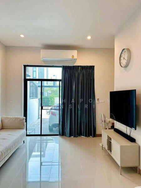 ให้เช่า - ทาวน์เฮ้าส์ในโครงการ ให้เช่า – ใกล้บิ๊กซีดอนจั่น เพียง 5 นาที ค่าเช่า 16,000 บาท / เดือน รหัสทรัพย์, เชียงใหม่