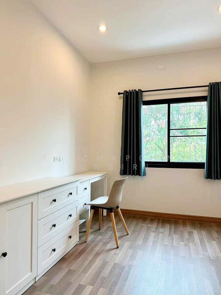 ให้เช่า - ทาวน์เฮ้าส์ในโครงการ ให้เช่า – ใกล้บิ๊กซีดอนจั่น เพียง 5 นาที ค่าเช่า 16,000 บาท / เดือน รหัสทรัพย์, เชียงใหม่