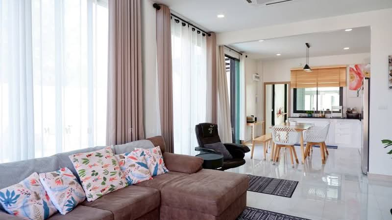 Corner Pool Villa for Sale 4 Bedrooms, 4 Bathrooms in Hang Dong, Chiang Mai., Chiang Mai, ชม.3011, San Phak Wan, Hang Dong, Chiang Mai, 4 Bedrooms, 240 sqm, Single Detached House For Sale, by หทัยรัตน์ จรัสอุไรสิน, 500123904 - DDproperty.com