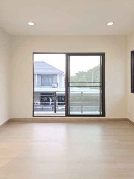 Pave Ramintra-Wongwaen, Bangkok, Soi Karnchanapisek Expressway, O-Ngoen, Sai Mai, Bangkok, 4 Bedrooms, 237 sqm, Single Detached House For Sale, by Ann S, 500123949 - DDproperty.com