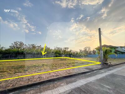 ขาย - ขายด่วน ถูกสุดในย่าน, ที่ดินเปล่าถมแล้ว 133 ตร.วา ในหมู่บ้านกฤษดานคร20, กรุงเทพ