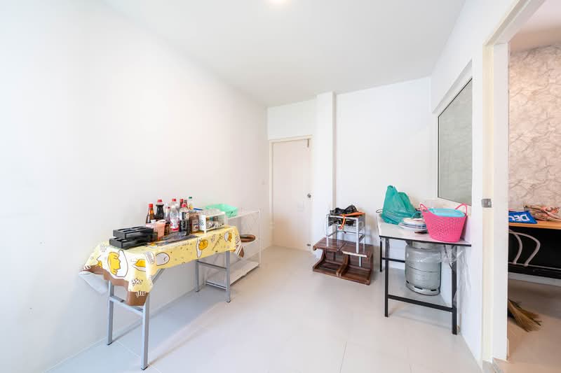 MODEN Rama 2, Samut Sakhon, Soi Wat Panthai Norasing, Local Highway No. 33-0016, Phanthai Norasing, Muang Samut Sakhon, Samut Sakhon, 4 Bedrooms, 241 sqm, Single Detached House For Rent, by อุกฤษฎ์ สัตย์ตระกูลวงศ์, 500124065 - DDproperty.com