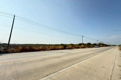 ขาย - ถนนบางบัวทอง-สุพรรณบุรี ถนนฤชุพันธ์ ตำบลไทยใหญ่ อำเภอไทรน้อย จังหวัดนนทบุรี 11150, นนทบุรี