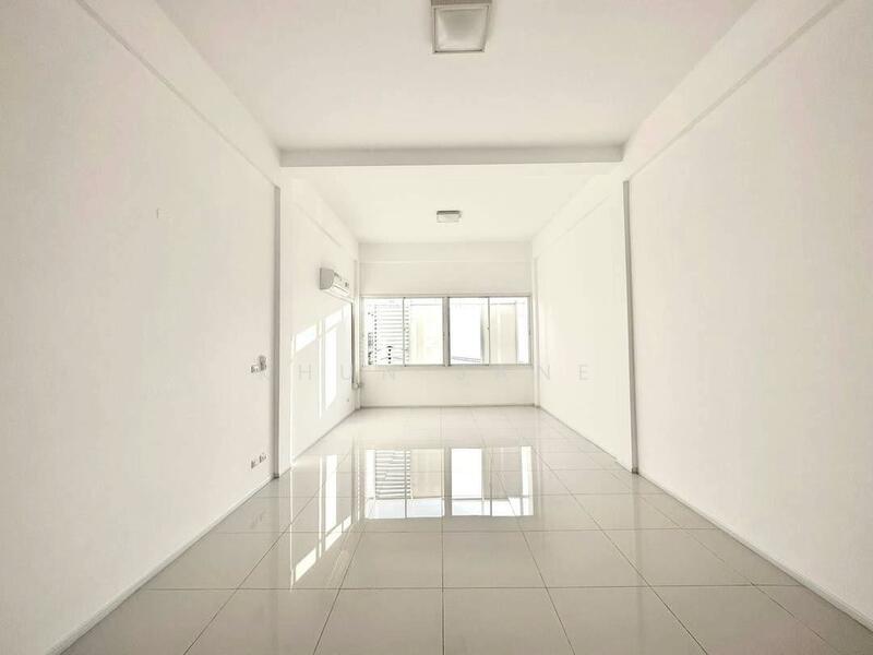 ให้เช่า - อาคารพาณิชย์ ให้เช่า วิซีโอ รามคำแหง (SPSJP78), กรุงเทพ