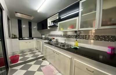 ขาย - ทาวน์เฮ้าส์ 3-ห้องนอน, กรุงเทพ