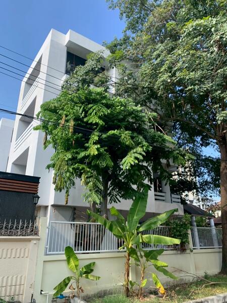 ขาย - โฮมออฟฟิส ใจกลาง เมืองทองธานี, นนทบุรี