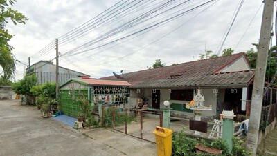 ขาย - ทาวน์เฮ้าส์ ชั้นเดียว 36 ตร.วา อำเภอเมืองนครสวรรค์ หลังริม, นครสวรรค์