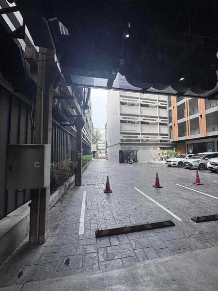 ให้เช่า - ให้เช่าพื้นที่ใต้โรงแรม – บางรัก, กรุงเทพ