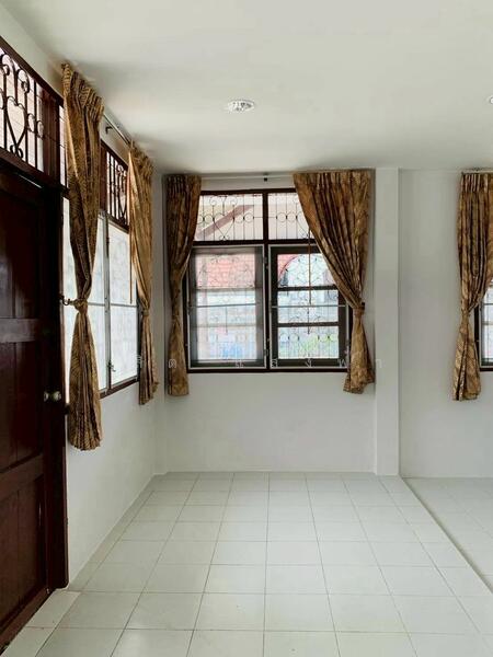 ให้เช่า - ให้เช่าบ้านเดี่ยวหลังใหญ่ ม.ชัยทองวิลล่า ไร่กล้วย ศรีราชา, ชลบุรี