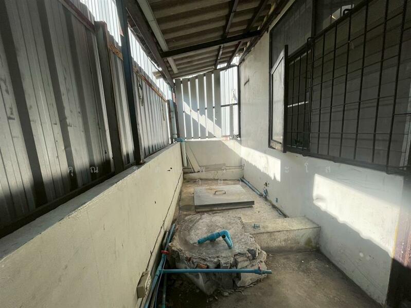 ขาย - อาคารพาณิชย์ 3 ชั้น 16 ตร.ว. อาคารพาณิชย์ ซอยสุขุมวิท65, กรุงเทพ