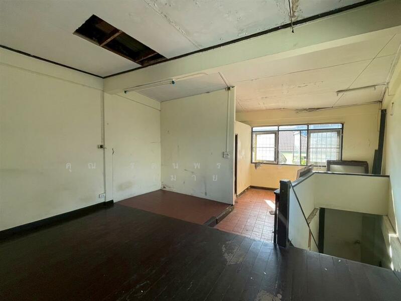 ขาย - อาคารพาณิชย์ 3 ชั้น 16 ตร.ว. อาคารพาณิชย์ ซอยสุขุมวิท65, กรุงเทพ