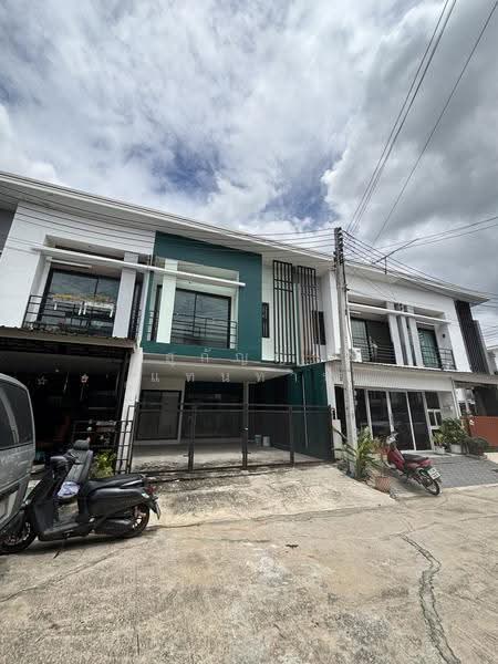 EK Town Phutthamonthon Sai 4 : อีเค ทาวน์ พุทธมณฑลสาย 4 , สมุทรสาคร, 69 ถนนพุทธมณฑลสาย 4 ซอย3, อ้อมน้อย, กระทุ่มแบน, สมุทรสาคร, 135 ตร.ม., Townhouse ขาย, โดย Sugunya Tantumnu, 500125613 - DDproperty.com
