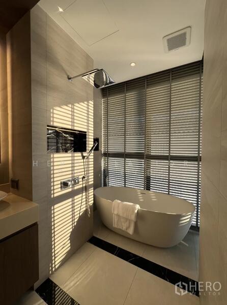 ขาย - ขายบ้านเดี่ยวหรู โครงการ Cherish Clover สุคนธสวัสดิ์ 20 ลาดพร้าว กรุงเทพ hre00144, กรุงเทพ