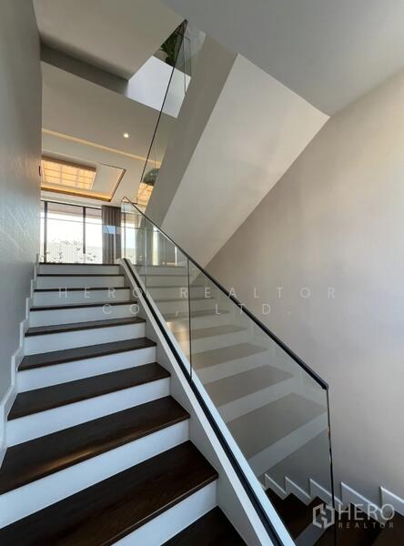 ขาย - ขายบ้านเดี่ยวหรู โครงการ Cherish Clover สุคนธสวัสดิ์ 20 ลาดพร้าว กรุงเทพ hre00144, กรุงเทพ