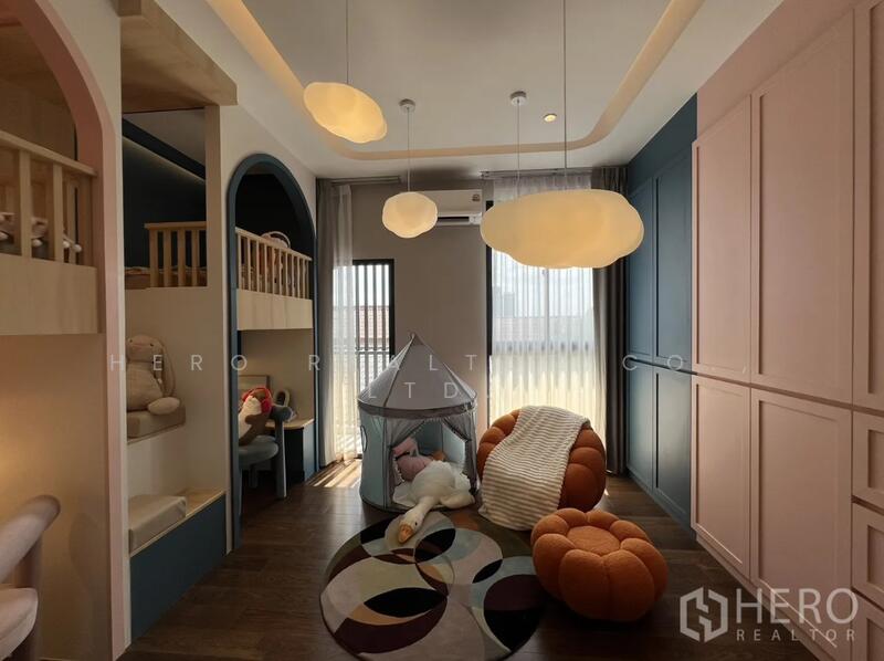 ขาย - ขายบ้านเดี่ยวหรู โครงการ Cherish Clover สุคนธสวัสดิ์ 20 ลาดพร้าว กรุงเทพ hre00144, กรุงเทพ