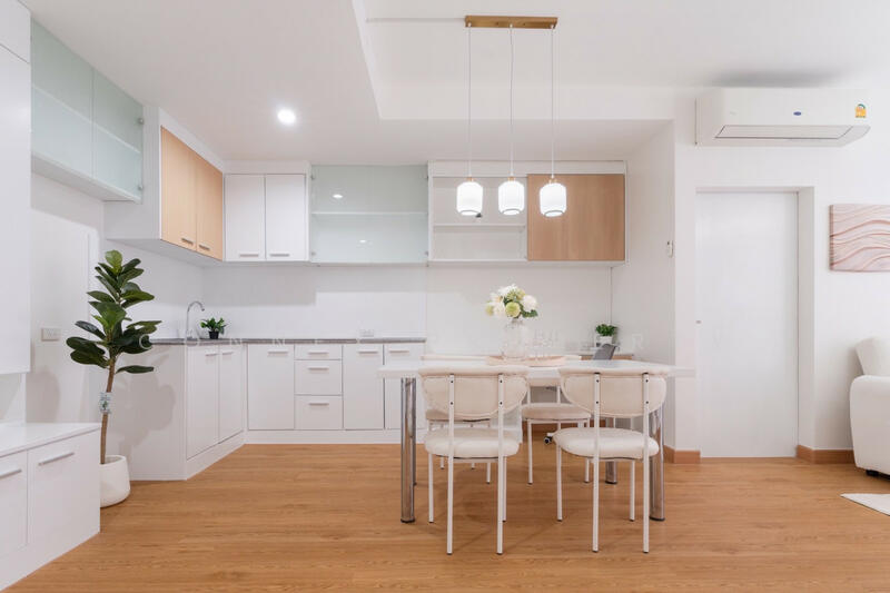 The IRIS Rama 9-Srinakarin, Bangkok, Srinakarin Road, Suan Luang, Suan Luang, Bangkok, 1 Bedroom, 45 sqm, Condo For Sale, by Connex Property, 500126072 - DDproperty.com