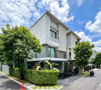 ขาย - Baan Klang Muang Classe Ekkamai-Ramintra : บ้านกลางเมือง คลาสเซ่ เอกมัย-รามอินทรา, กรุงเทพ