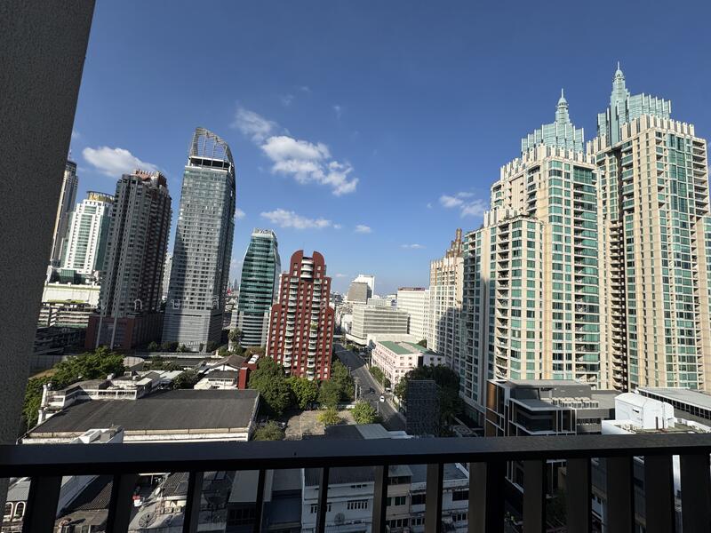 28 Chidlom, Bangkok, 28 Chit Lom Alley, Lumphini, Pathum Wan, Bangkok, 1 Bedroom, 35 sqm, Condo For Sale, by Kedsiri Somsukcharoen, 500126411 - DDproperty.com