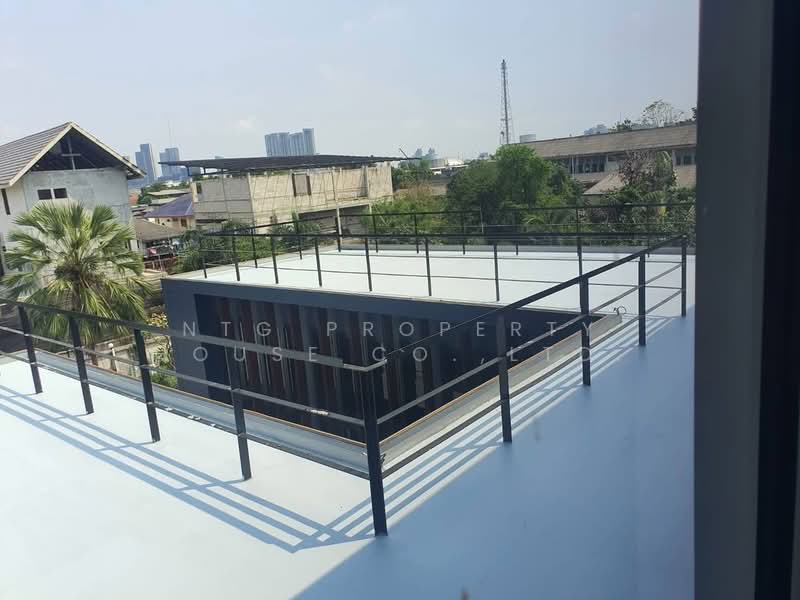 NG227 ขาย หรือ ให้เช่าบ้านเดี่ยว Modern luxury Pool villa 3 ชั้น ซอย สุขุมวิท 62, Bangkok, สุขุมวิท62, Bang Chak, Phra Khanong, Bangkok, 5 Bedrooms, 600 sqm, Single Detached House For Rent, by NTG Property House Co.,Ltd., 500126768 - DDproperty.com