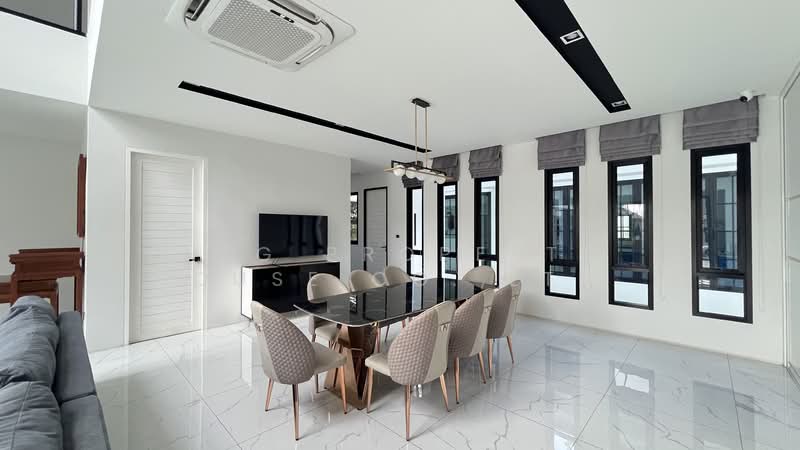 NG227 ขาย หรือ ให้เช่าบ้านเดี่ยว Modern luxury Pool villa 3 ชั้น ซอย สุขุมวิท 62, Bangkok, สุขุมวิท62, Bang Chak, Phra Khanong, Bangkok, 5 Bedrooms, 600 sqm, Single Detached House For Rent, by NTG Property House Co.,Ltd., 500126768 - DDproperty.com