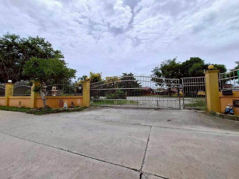 ขาย - ขายที่ดินพร้อมโรงงานเกือบ 4 ไร่ทำเลดี ใกล้นิคมอมตะชลบุรี, ชลบุรี