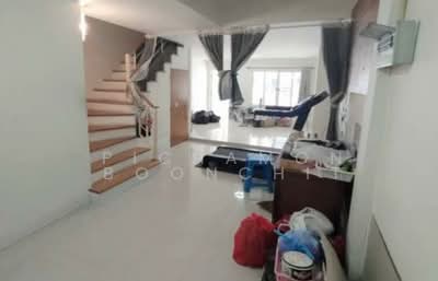 ขาย - ทาวน์เฮ้าส์ 4-ห้องนอน, กรุงเทพ