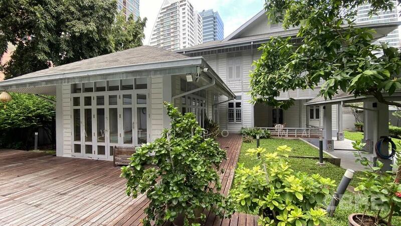 ให้เช่า - Single House on South Sathorn, กรุงเทพ