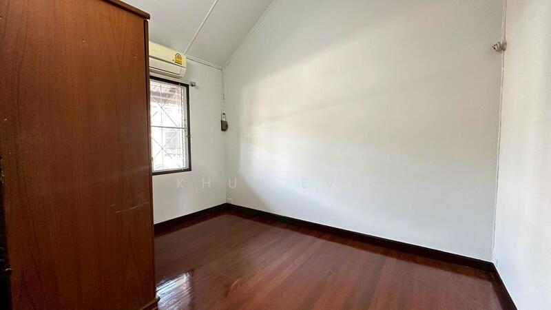 For Rent - For rent Single house in Sukhumvit 71 Phrakanong pet friendly ( SPSEVE1648 ), Bangkok
