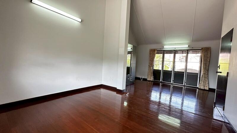 For Rent - For rent Single house in Sukhumvit 71 Phrakanong pet friendly ( SPSEVE1648 ), Bangkok