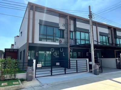 ขาย - ทาวน์เฮ้าส์ 2-ห้องนอน, กรุงเทพ