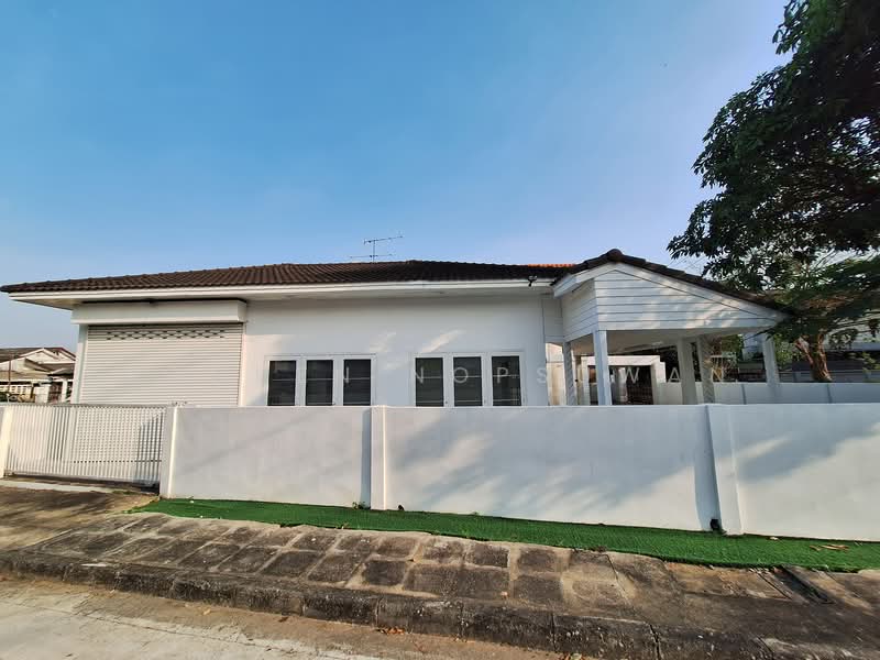 Sammakon Ramkhamhaeng, Bangkok, Ramkhamhaeng Road, Saphan Sung, Saphan Sung, Bangkok, 3 Bedrooms, 120 sqm, Single Detached House For Sale, by Rachen Nopsuwan, 500128011 - DDproperty.com