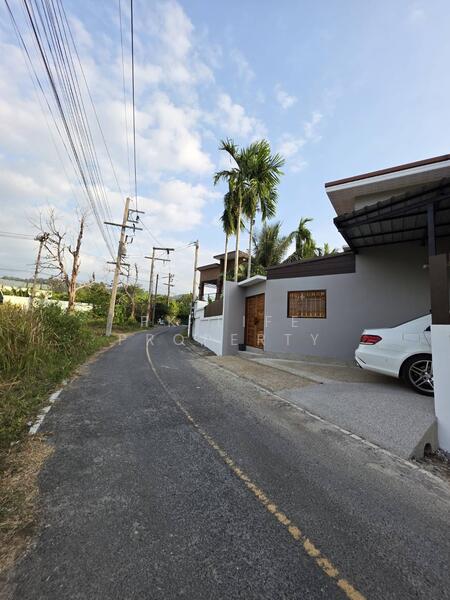 12R0097 Pool villa for rent 3 bedroom 2 bathroom 40,000/month at thalang have fully furnished, Phuket, Thep Krasattri, Thalang, Phuket, 3 Bedrooms, 250 sqm, Villa For Rent, by PK LIFE Property, 500128196 - DDproperty.com