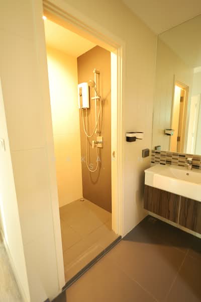 CENTRIC Ari Station, Bangkok, 27 Phahonyothin Road, Samsen Nai, Phaya Thai, Bangkok, 2 Bedrooms, 49 sqm, Condo For Rent, by Nakarin S., 500128242 - DDproperty.com