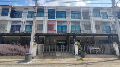 ขาย - The Metro Pattanakarn-Srinakarin : เดอะ เมทโทร พัฒนาการ-ศรีนครินทร์, กรุงเทพ