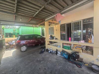 ขาย - ริมบึง ฉะเชิงเทรา, ฉะเชิงเทรา