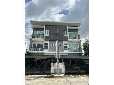 ขาย - Chuan Chuen Modus Viphavadi : ชวนชื่น โมดัส วิภาวดี, กรุงเทพ