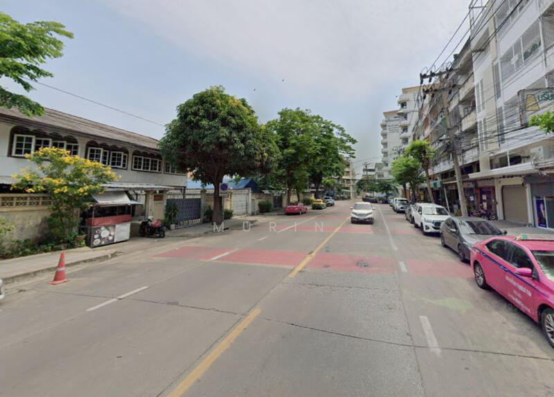 ขาย - ขายที่ดินพร้อมสิ่งปลูกสร้าง ถนนเจริญกรุง ใกล้โรงเรียนนานาชาติโชรส์เบอรี, กรุงเทพ