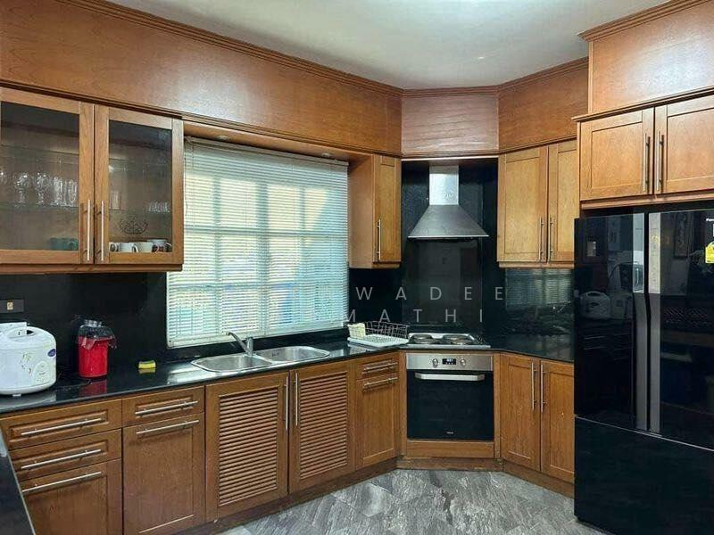 บ้านเดี่ยว 5 ห้องนอน ใกล้ทะเลพัทยา, ชลบุรี, หนองปรือ, บางละมุง, ชลบุรี, 344 ตร.ม., บ้านเดี่ยว ขาย, โดย Pukkawadee Thapmathi, 500128691 - DDproperty.com