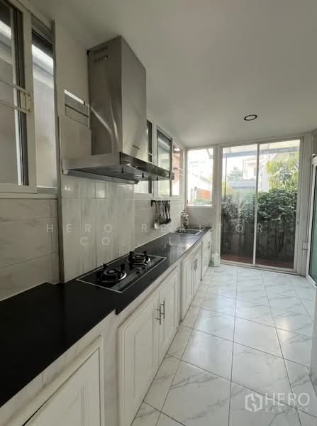 For Rent Detached House in Perfect Place Rama 9-KrungthepKreetha in Khlong Song Ton Nun HEE00157, Bangkok, Khlong Song Ton Nun, Lat Krabang, Bangkok, 4 Bedrooms, 300 sqm, Single Detached House For Rent, by Hero Realtor Co., Ltd., 500128843 - DDproperty.com