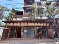 ขาย - เฉลิมพงษ์, กรุงเทพ