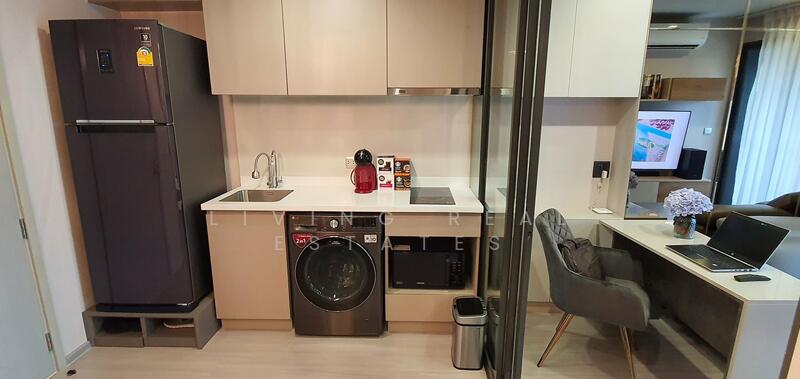 Life Ladprao, Bangkok, 992 Ladprao Road, Jom Phon, Chatuchak, Bangkok, 1 Bedroom, 35 sqm, Condo For Rent, by Living Real Estates, 500129776 - DDproperty.com