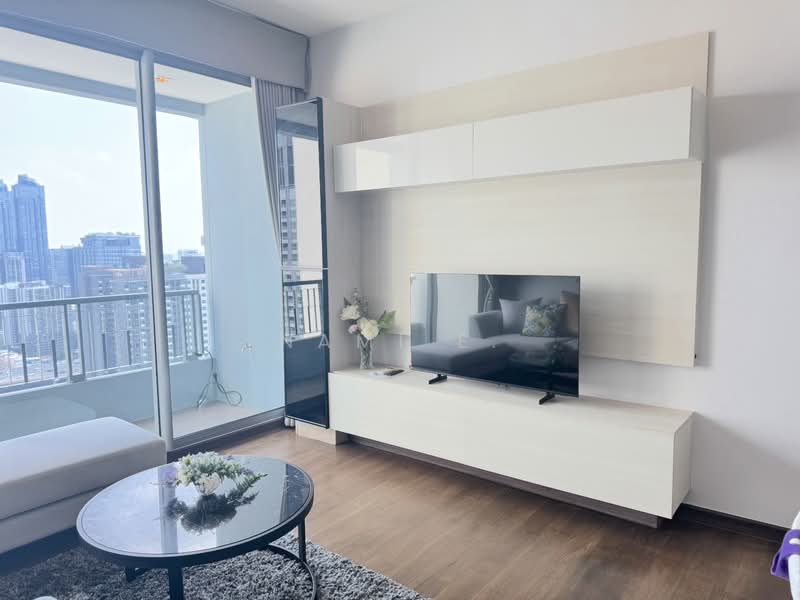 Q Asoke, Bangkok, 1678 Petchaburi Road, Makkasan, Ratchathewi, Bangkok, 2 Bedrooms, 65 sqm, Condo For Rent, by Nami E., 500129806 - DDproperty.com