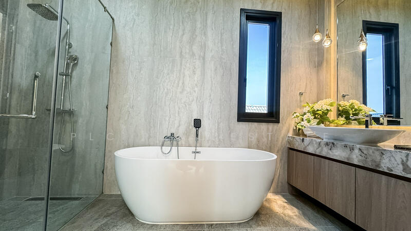 Luxury Pool Villa for Sale in East Pattaya Siam Country Club Area, Chon Buri (Pattaya), Bang Lamung, Bang Lamung (Pattaya), Chon Buri (Pattaya), 5 Bedrooms, 330 sqm, Single Detached House For Sale, by PLC Real Estate, 500129841 - DDproperty.com