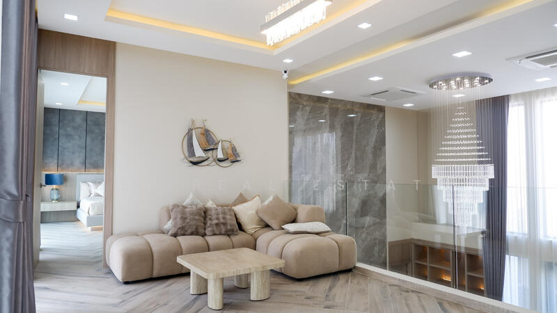 Luxury Pool Villa for Sale in East Pattaya Siam Country Club Area, Chon Buri (Pattaya), Bang Lamung, Bang Lamung (Pattaya), Chon Buri (Pattaya), 5 Bedrooms, 330 sqm, Single Detached House For Sale, by PLC Real Estate, 500129841 - DDproperty.com