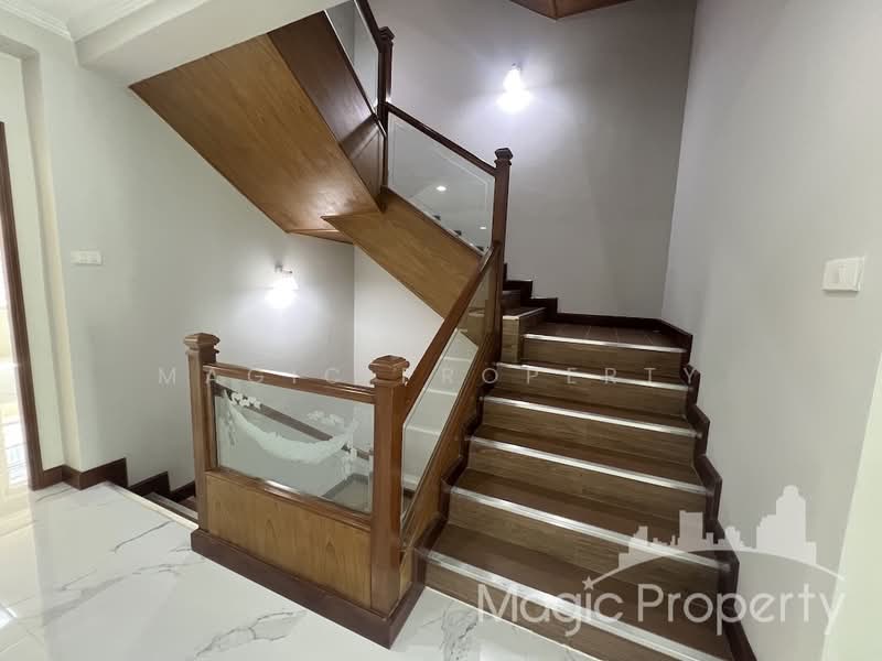 Yenakart Residence, Bangkok, 3 Soi Prasat Suk, Chong Nonsi, Yan Nawa, Bangkok, 4 Bedrooms, 450 sqm, Townhouse For Rent, by Magic Property, 500129911 - DDproperty.com