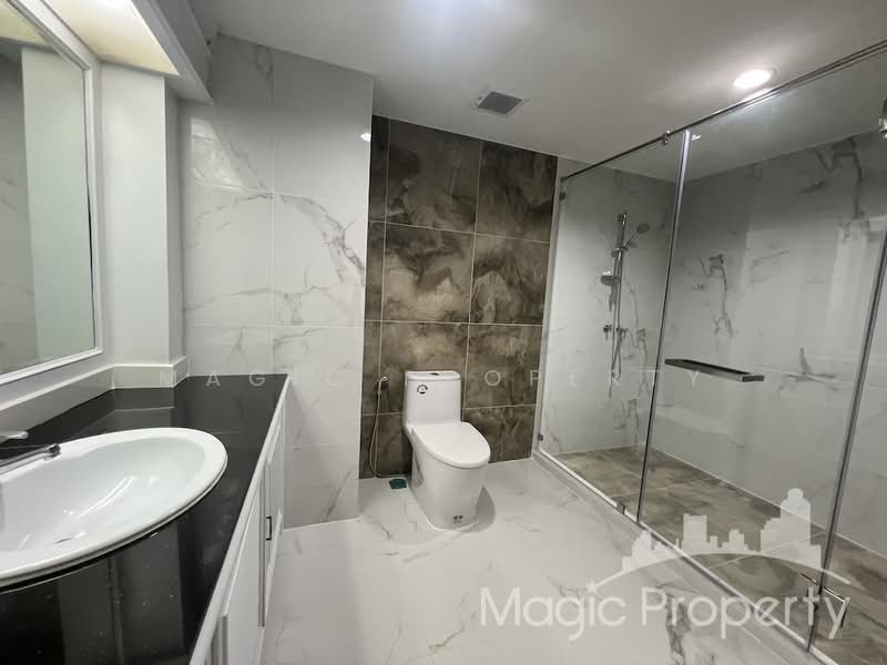 Yenakart Residence, Bangkok, 3 Soi Prasat Suk, Chong Nonsi, Yan Nawa, Bangkok, 4 Bedrooms, 450 sqm, Townhouse For Rent, by Magic Property, 500129911 - DDproperty.com