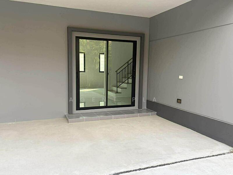 For Sale - Britania Wongwaen-Theparak, Samut Prakan